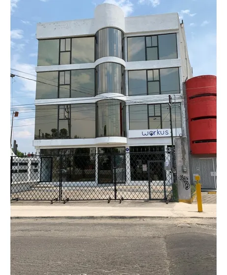 Edificio En Renta En La Recta A Cholula