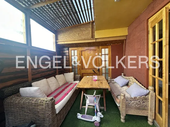 Casa De Dos Pisos En Condominio