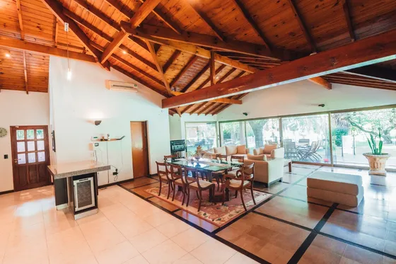 Increíble Casa Quinta En El Corazón De Canning!