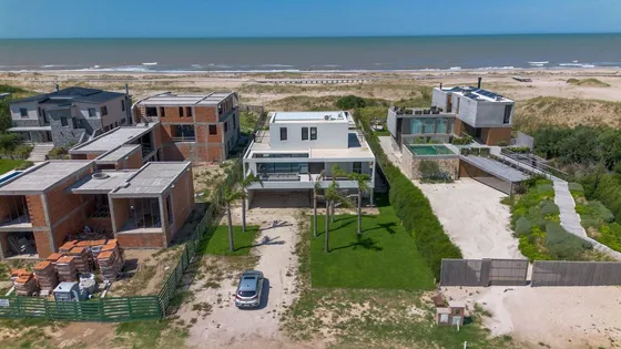 Venta Casa Costa Esmeralda A Mts Del Mar