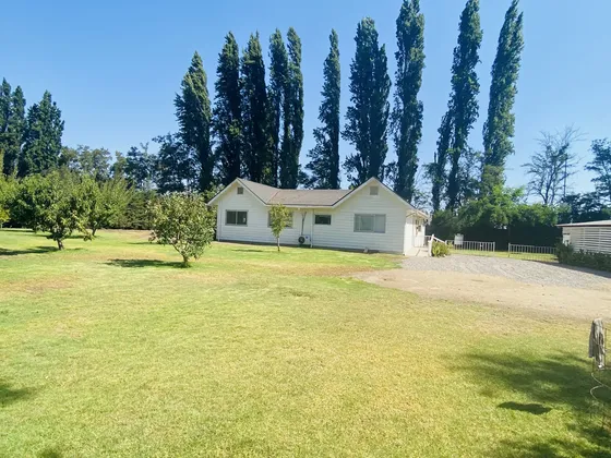 Casa En Parcela Chicureo Centro.