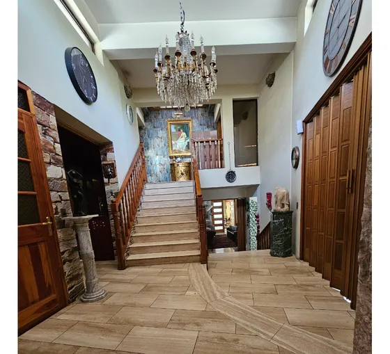 Casa En Los Dominicos Antiguo, Las Condes