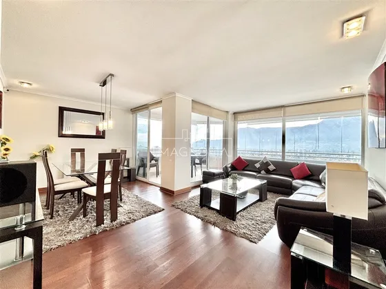 Departamento En Venta De 5 Dorm. En Las Condes
