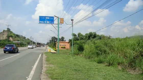 Terreno En Venta Carretera Nacional Los Guayos Guacara Venezuela 96.832 Mts2. F. R