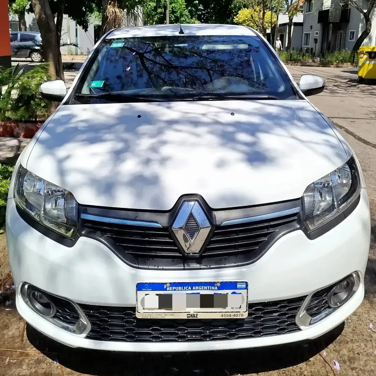 Renault Sandero 1.6 Privilege 105 hp