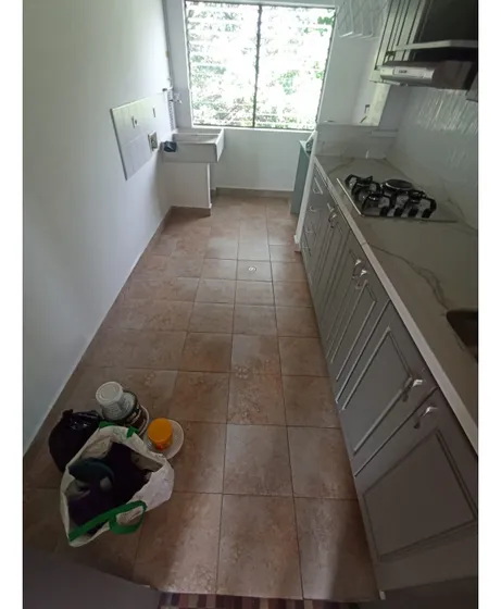 ¡se Vende Apto En Laureles-unidad Cerrada!