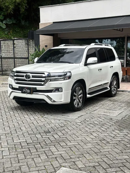Toyota Land Cruiser Excalibur 4.5 Diésel