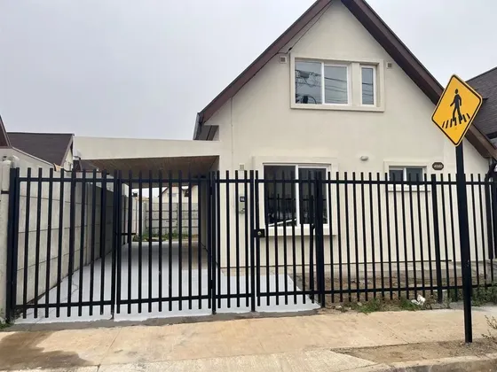 Casa En Arriendo De 4 Dorm. En Oriente De Talca