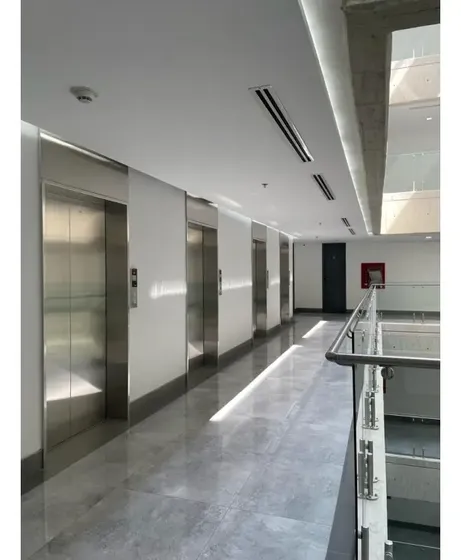Oficina En Alquiler 125 M2 - Los Naranjos Del Cafetal