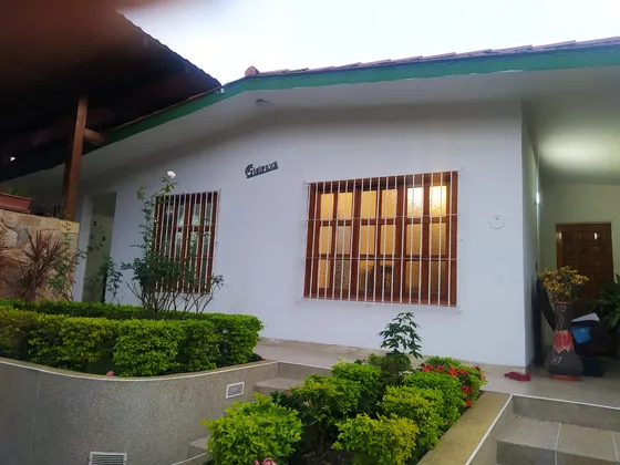 Mariana Vende Hermosa Casa En El Morro Ana Ar 