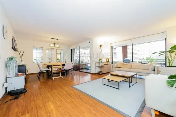 Departamento En Venta De 3 Dorm. En Las Condes