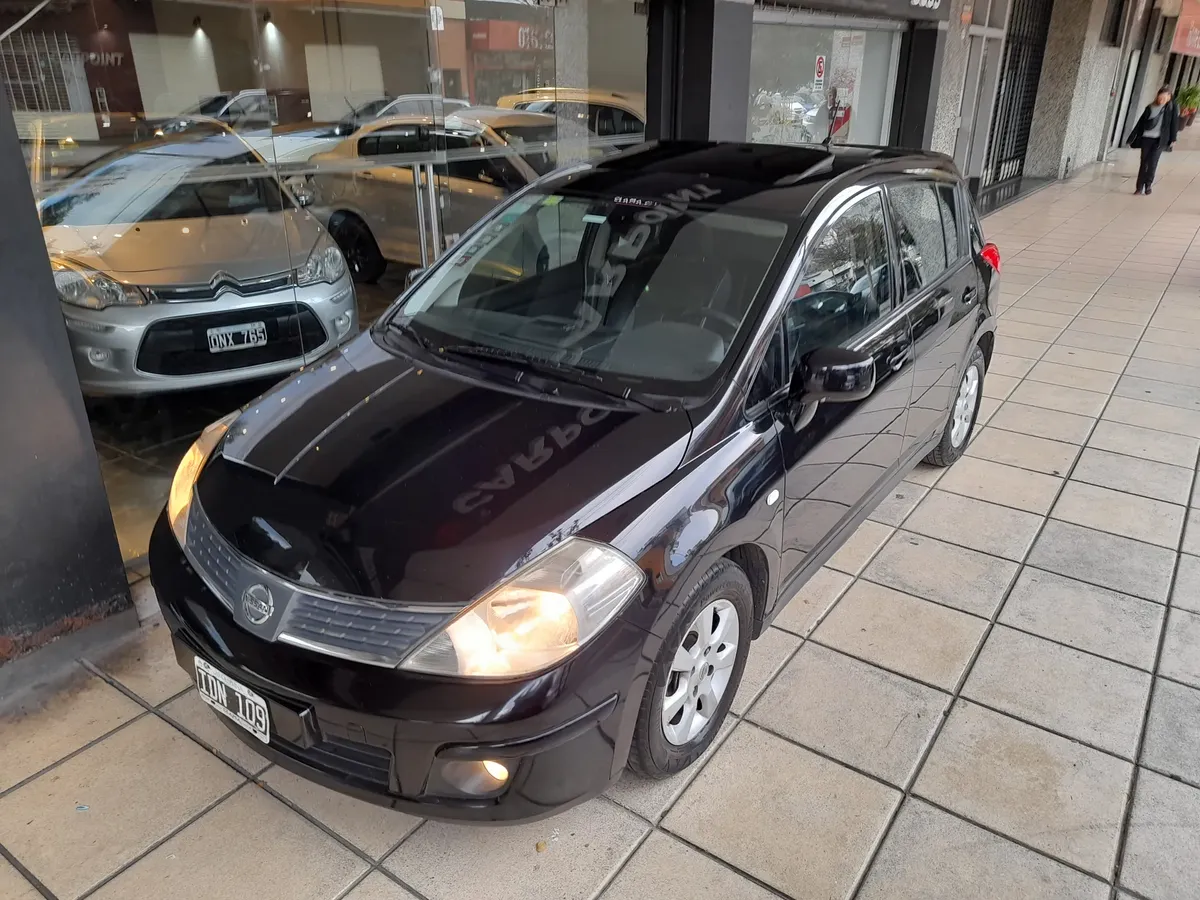 Nissan Tiida Tekna