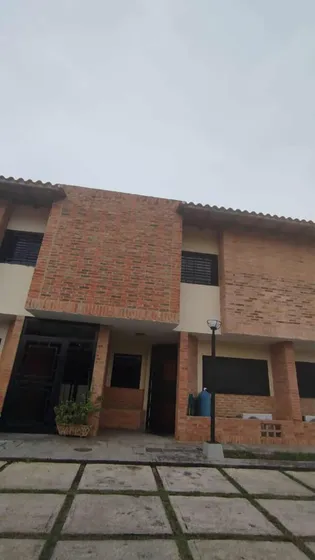Vendo Townhouse En Manantial Naguanagua
