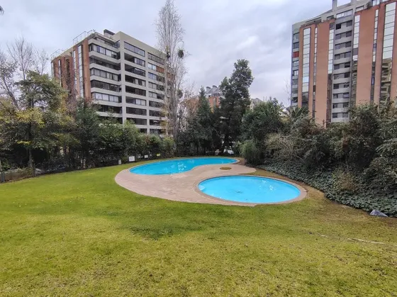 Depto-casa, Con Gran Patio Privado Y Exclusivo