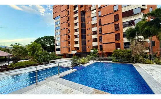 Apartamento De 356 M2 En Venta Con Planta 100% Y Pozo, Tcl A 9606563