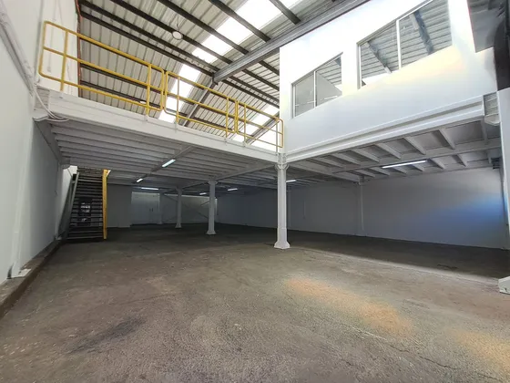 Arriendo Bodegas Industriales En Centro Logístico ...
