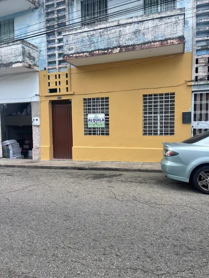 Clover Inmobiliaria Alquila / Local Comercial Ubicado En El Barrio San Carlos - San Cristóbal Estado Táchira