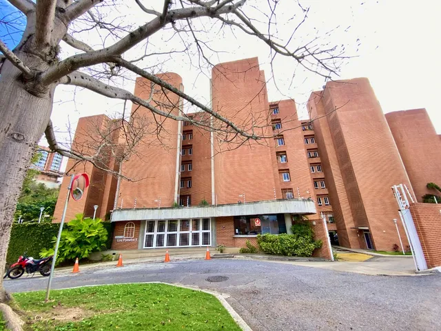 Los Pomelos Apartamento 101 M2 2 Habitaciones 2 Baños Y 2 P/e Acropolis