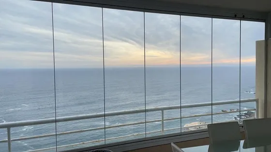 Departamento En Venta De 2 Dorm. En Reñaca