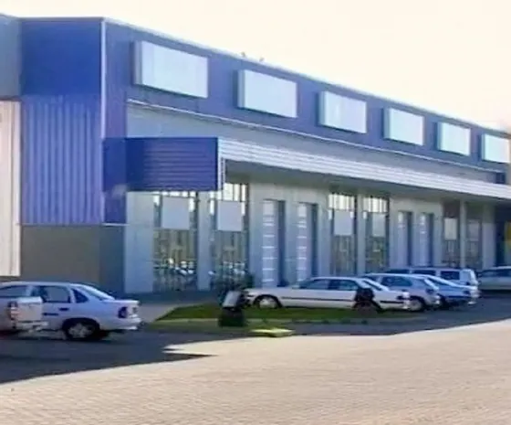 Bodega En Condominio. Seguridad. Patio De 1.240m2