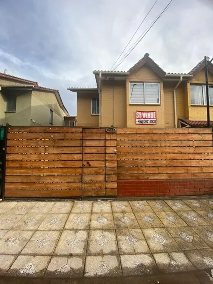 Casa 4 Dormitorios 3 Baños 