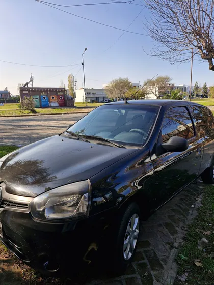 Renault Clio 1.2 Mío Authentique Pack Look