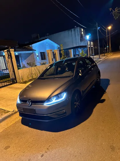 Volkswagen Golf 1.4 Highline Tsi Dsg