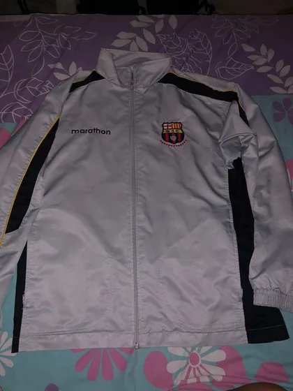 Poeme ropa hotsell