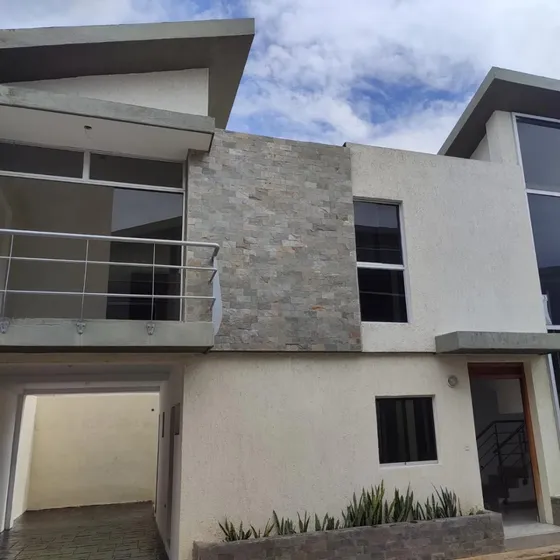 Tree002 Venta De Bello Town House A Estrenar En Residencias Naiguata, Sector Manantial, Naguanagua, Te Ofrecemos 2 Opciones Para Adquirir Tu Hogar