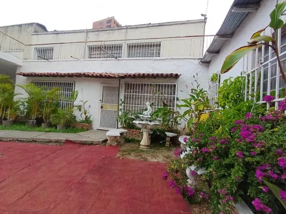 Se Alquila 90 Mtrs Pb De Casa,
