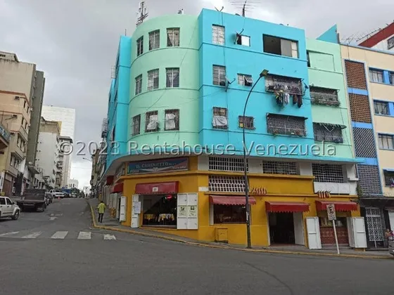 Edificio Comercial En Venta Mls #24-11827