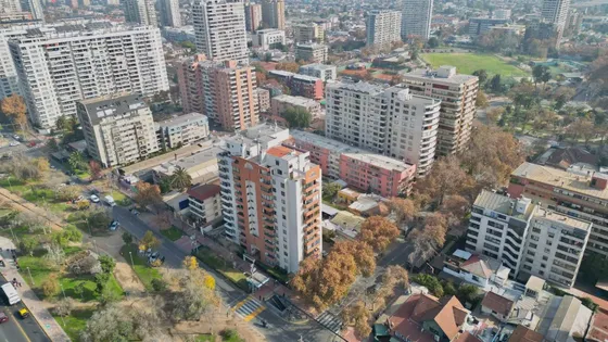 A Pasos Del Metro El Llano