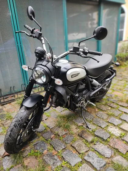 Ducati Scrambler 800 Icon