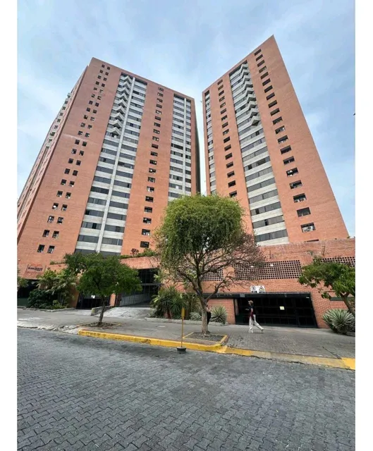 Se Alquila Apto 50m2 En Colegios De Ingenieros