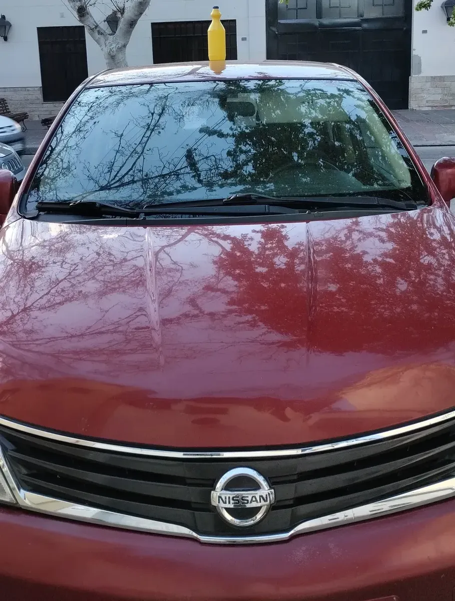 Nissan Tiida 1.8 Visia