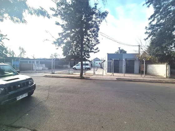 Aviso De Venta De Locales Comerciales Y Galpón, Peñaflor