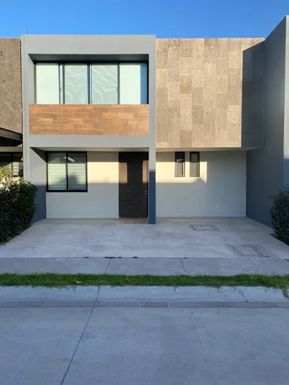 Casa En Venta Lombardia Celaya