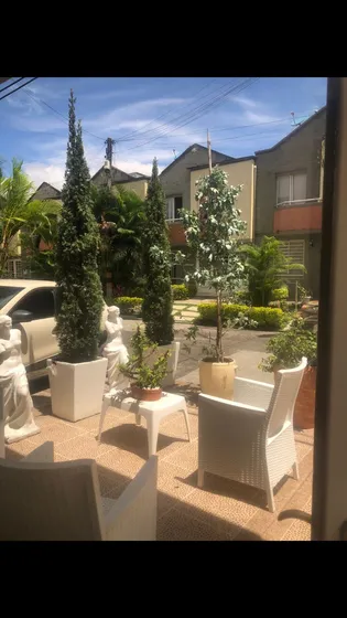 Hermosa Casa Campestre Ubicada En El Sector Del Vergel En Medio De Montañas, Bosques Y Hermosas Zonas Verdes
