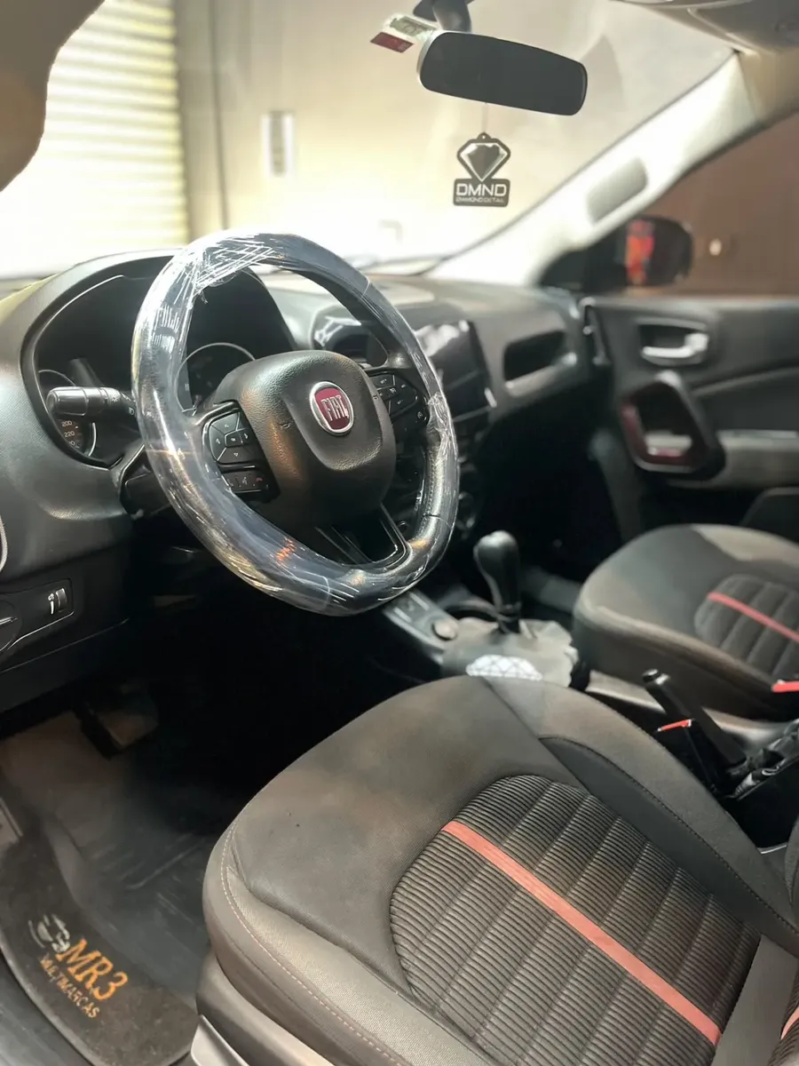 Fiat Toro 2020 1.8 16v Freedom Flex 4x2 Aut. 4p — foto 3