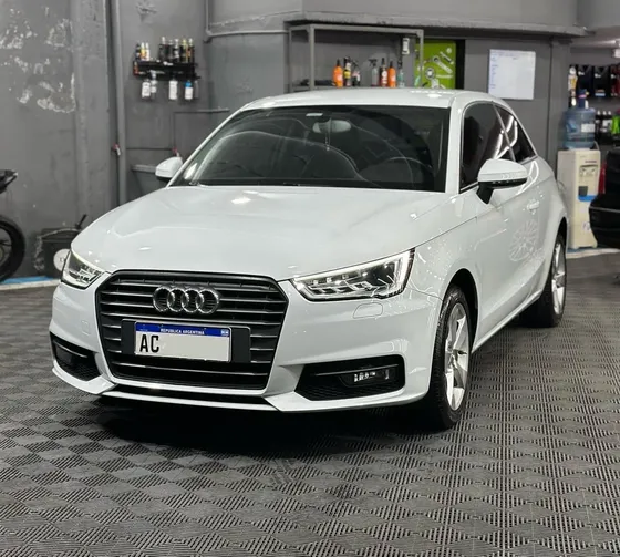 Audi A1 1.4 Tfsi Stronic 125cv