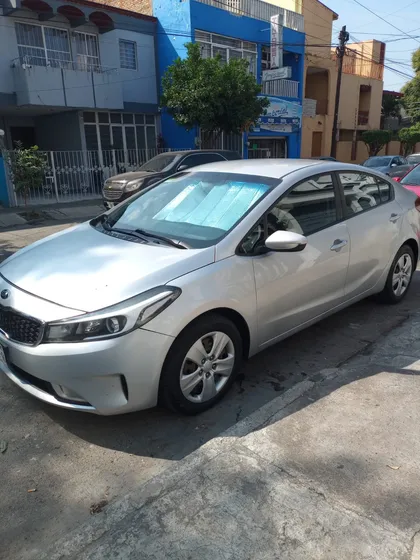 Kia Forte 2.0 Hb Ex At