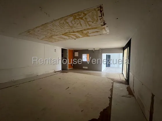 Local Comercial En Alquiler Los Palos Grandes 