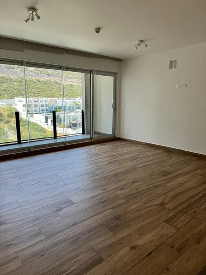 Departamento En Renta En Las Huastecas En Santa Catarina