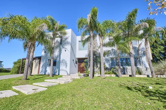 Venta Casa En Albanueva Al Río