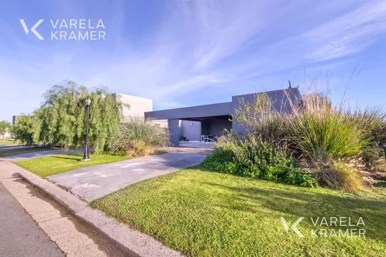 Casa En Venta Barrio San Sebastián