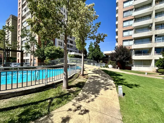 Amplio Dpto Ñuñoa 1d 1b Terraza Cercano A Metro Piso 1