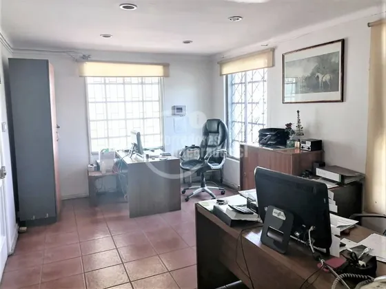 Oficina En Venta En Macul