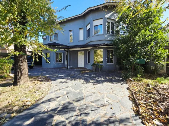 Casa En Venta En Santa Maria De Los Olivos 