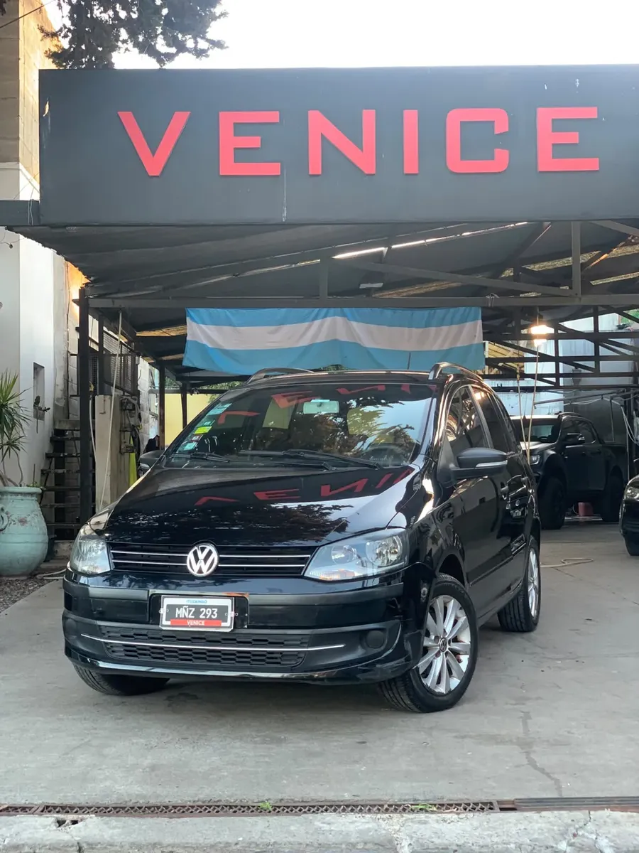 Volkswagen Suran 1.6 Comfortline 101cv 11a