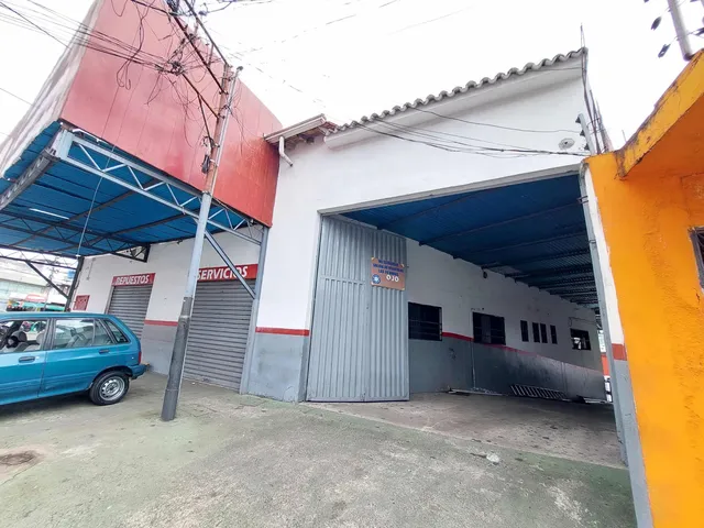 Amr Alquila Local Tipo Galpon O Estacionamiento Calle 4